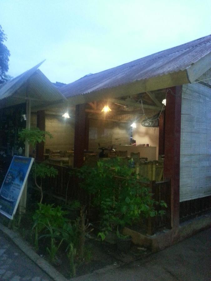 Family Bungalow Gili Meno Exterior foto